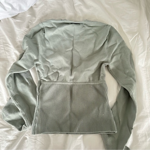 Aritzia Babaton Sculpt Knit Long Sleeve - Picture 3 of 3